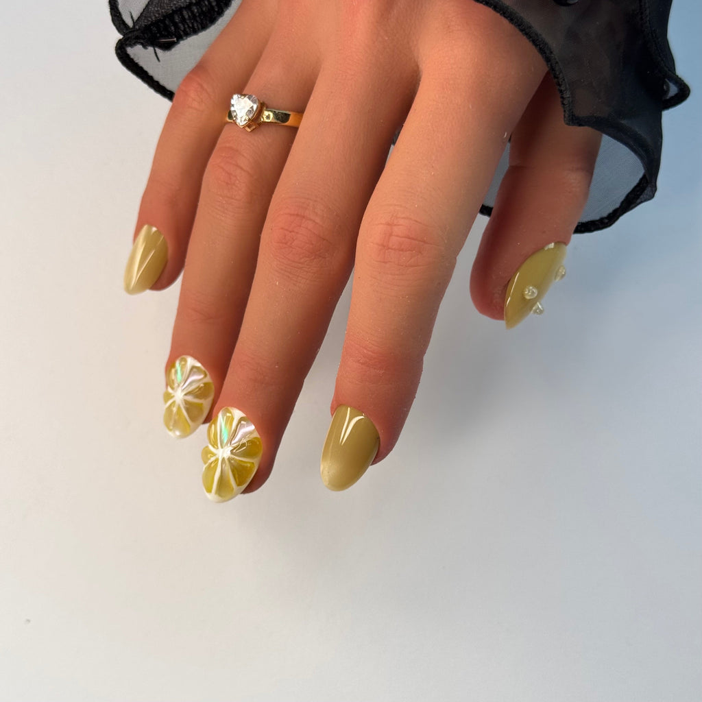 🍋 “Golden Citrus Sparkle” Press to impress