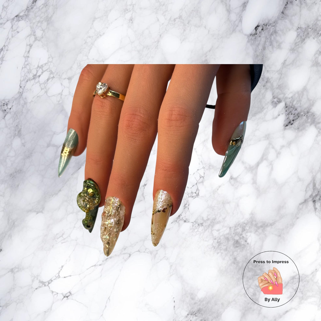 Atlantis Treasure Press to impress